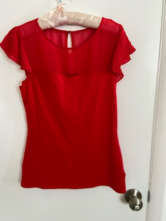 Express Red Flutter Sleeve Scoop Neck Top - Picture 6 of 6